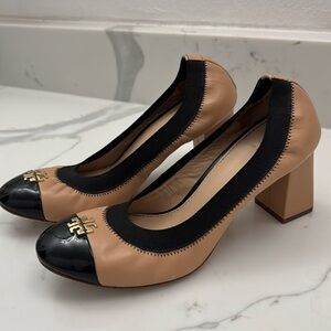 Tory Burch Tan Block Heel Patent Black Toe and Elastic Edge Gold Logo Size 7.5